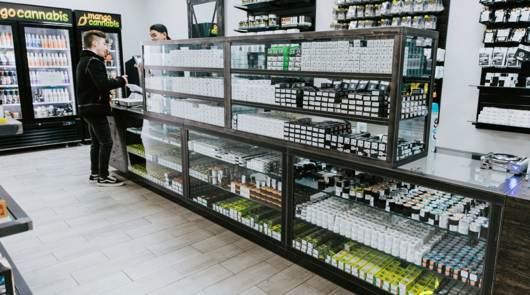 Mango Cannabis Weed Dispensary Edmond Edmond, OK